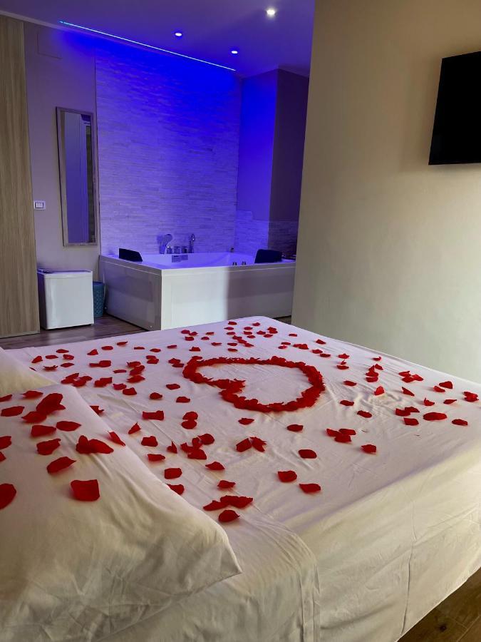 B&B New Paris & Suite Ταράντο Εξωτερικό φωτογραφία